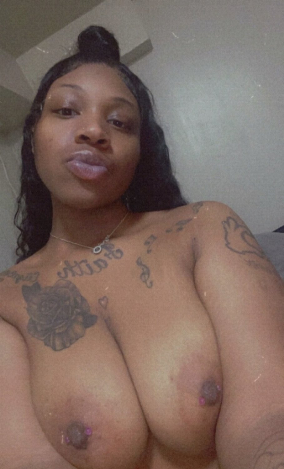 Random Hoes 26 #HdnnEEmo