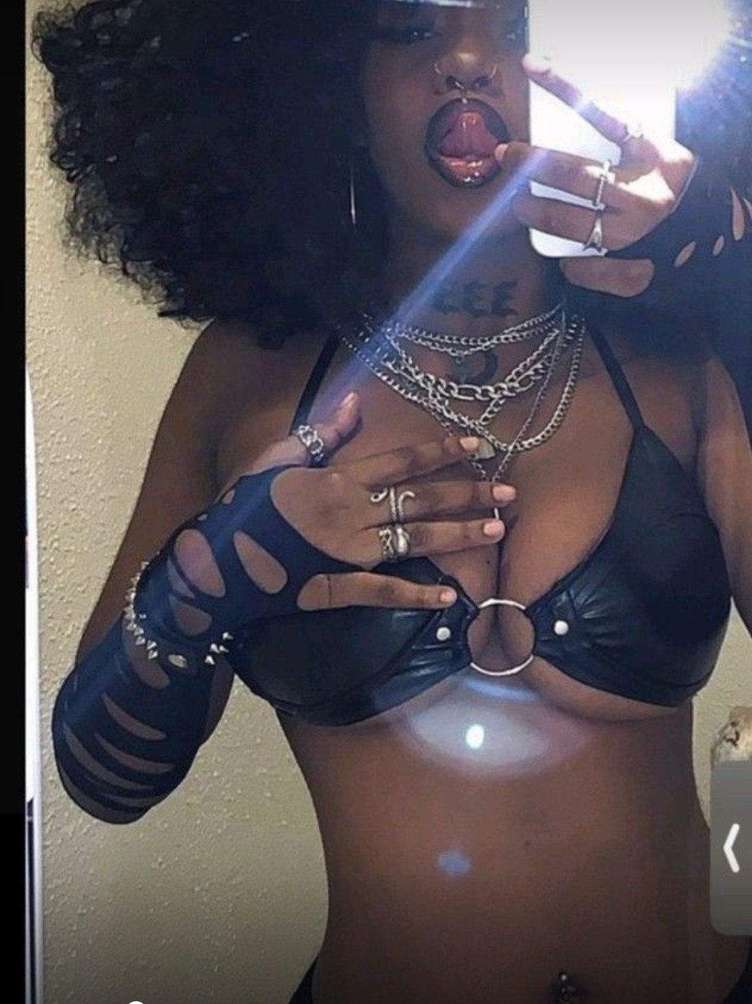 ✨an1mebae✨ #2Gq78rUB