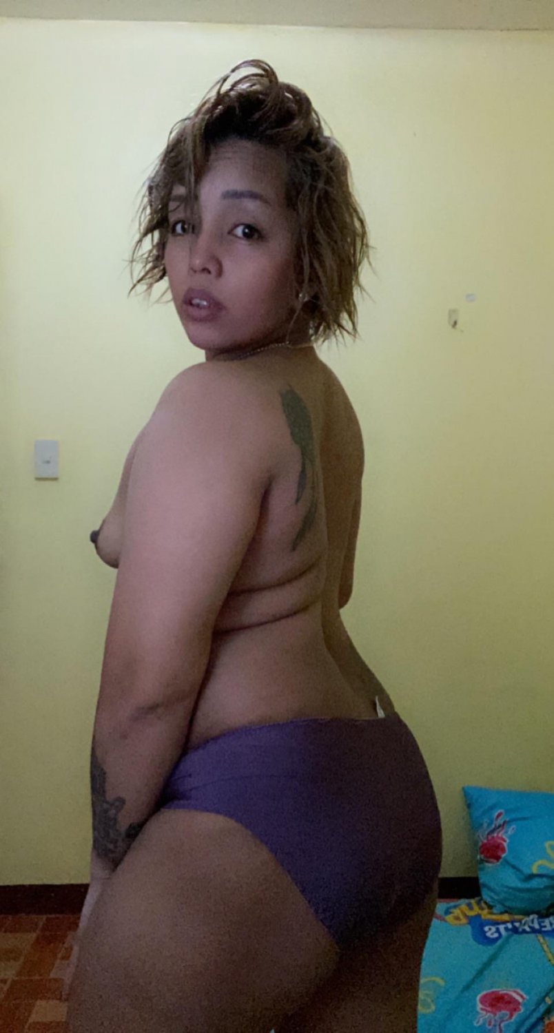 Den Filipino Milf 4 #NWSnB2C6