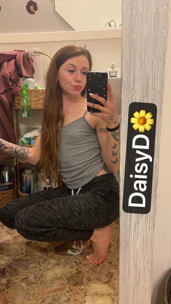 Small Hot Slut #6cIoll9n