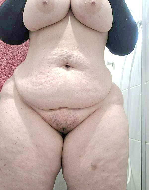 BBW with huge ass #03F8XvbR
